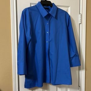 Foxcroft blue 3/4 sleeve wrinkle free shirt size 16